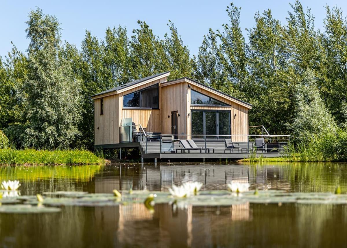 Woad Mill Lakeside Lodges 보스턴 외부 사진